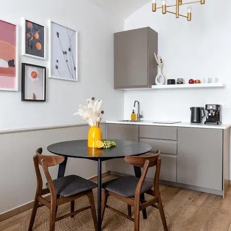 Apartment Turnkey I Elegant By National Museum Prague